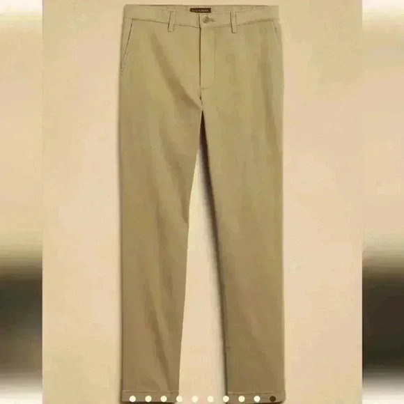 Banana Republic Lived-In Chino Pant - Picture 3 of 11